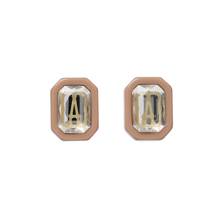ピアス